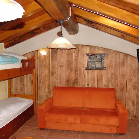 Apartamento Amemi 2 *